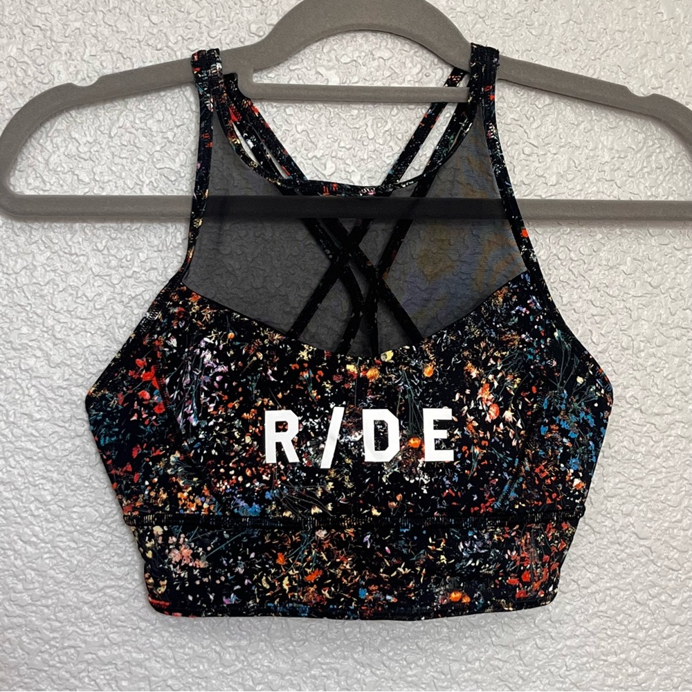 Lululemon Wake & Train Long Line Bra
Flowerescent Multi / Black size 6 RIDE - Picture 2 of 10